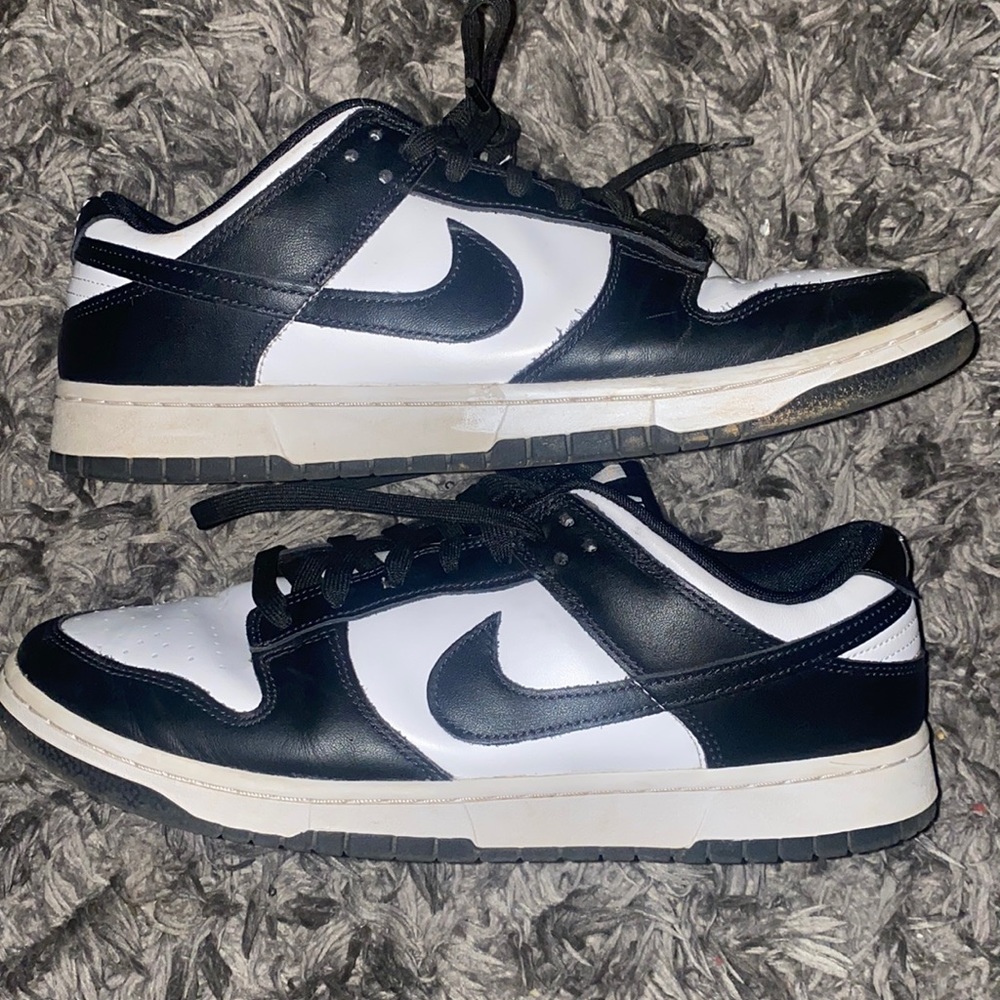 Panda dunks